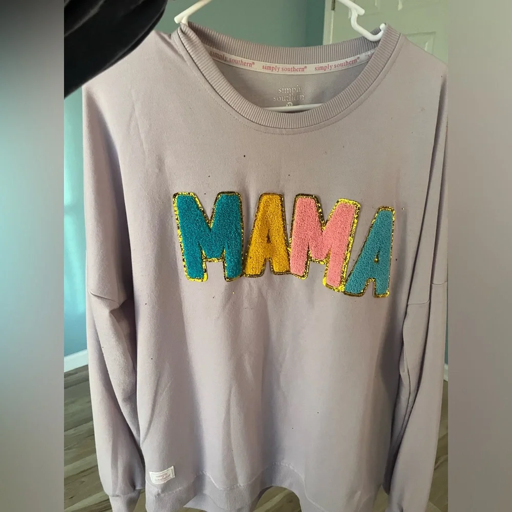 Mama Sweater - Picture 1 of 1